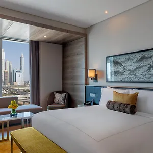 Taj Jumeirah Lakes Towers ***** Dubai